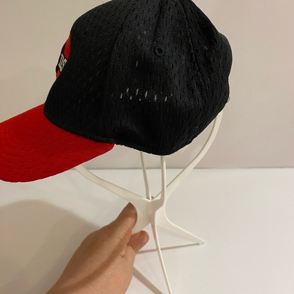 REDS by Outdoor Cap fitted Hat XS/S (CN) - Picture 4 of 13
